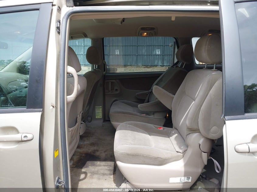2005 Toyota Sienna VIN 5TDZA23C45S231686 IAAI salvage auction — SIDE, Clear (New Jersey), sold $825 on 2026-07-15 (photo 8)