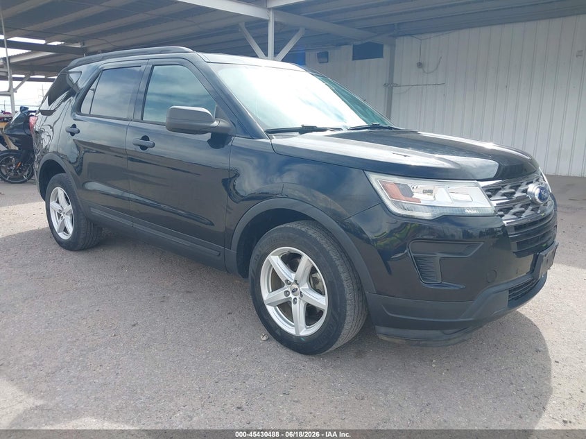 2018 Ford Explorer VIN 1FM5K8B82JGC45372 — IAAI salvage auction photo