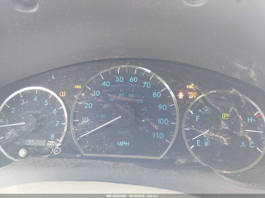 2008 Toyota Sienna VIN 5TDZK23C58S147054 IAAI salvage auction — FRONT END, Salvage (Delaware), sold $325 on 2026-07-20 (photo 7)