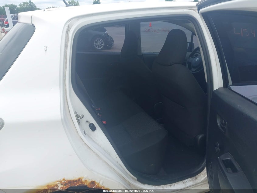 2014 Toyota Yaris VIN VNKKTUD32EA006208 IAAI salvage auction — LEFT FRONT, Clear (Indiana), sold $925 on 2026-07-24 (photo 8)