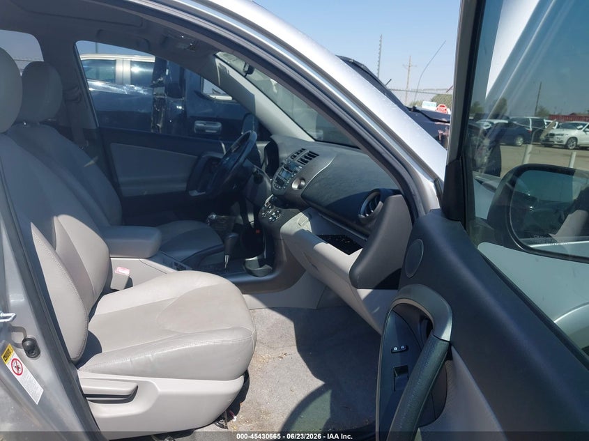 2009 Toyota Rav4 VIN JTMZK31V49D001073 IAAI salvage auction — REAR END, Salvage (Texas), sold $2,500 on 2026-07-28 (photo 5)
