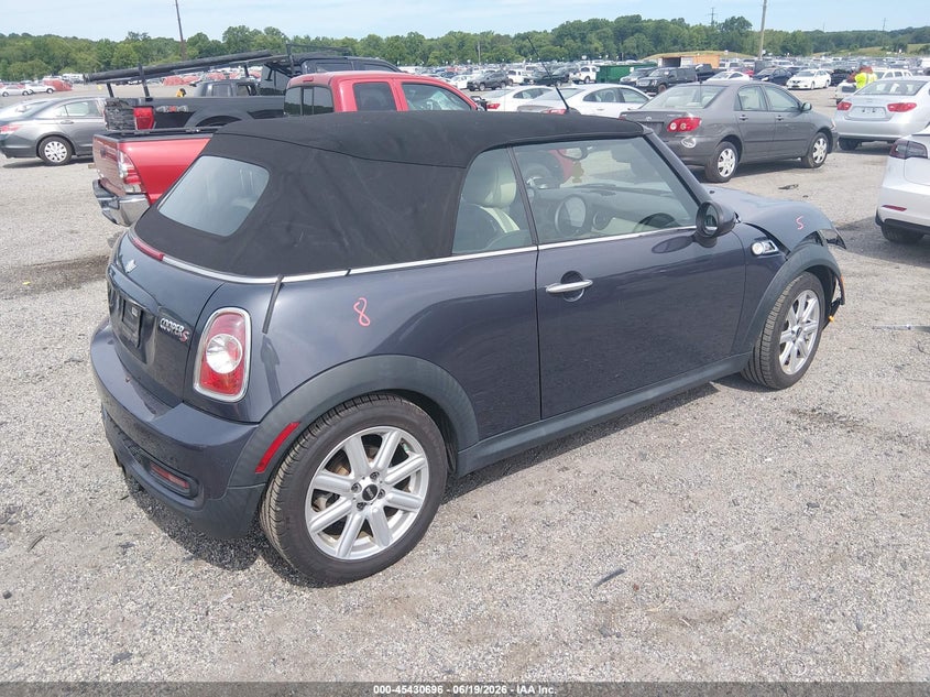 2013 Mini Convertible VIN WMWZP3C59DT551329 IAAI salvage auction — FRONT END, Salvage (Pennsylvania), sold $25 on 2026-07-30 (photo 4)
