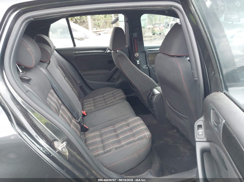 2013 Volkswagen Gti VIN WVWHV7AJ2DW059154 IAAI salvage auction — NORMAL WEAR, Clear (Missouri), sold $700 on 2026-07-16 (photo 8)