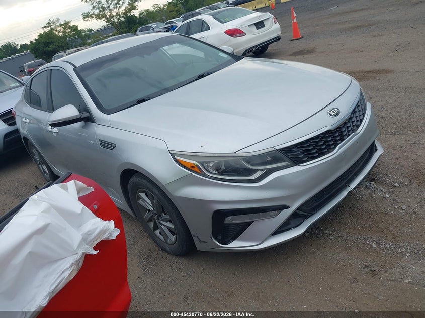 2019 Kia Optima VIN 5XXGT4L38KG297233 IAAI salvage auction — NORMAL WEAR, Clear (New York), sold $2,525 on 2026-07-24 (photo 1)