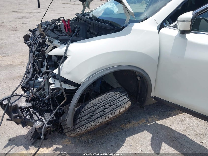 2019 Nissan Rogue VIN JN8AT2MV6KW378647 IAAI salvage auction — FRONT END, Salvage Title, sold $350 on 2026-07-30 (photo 6)