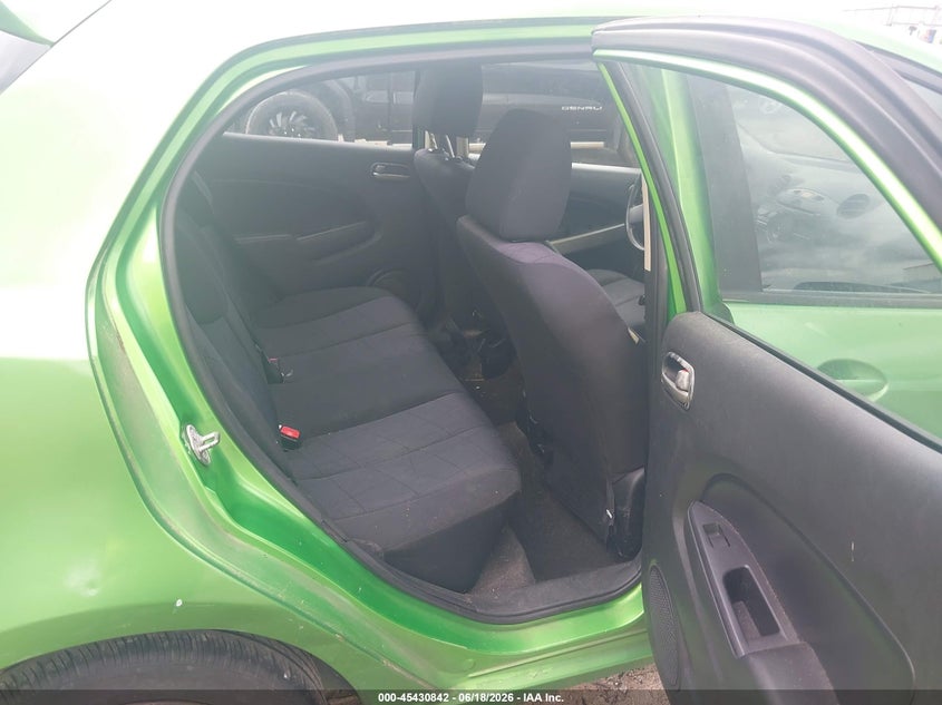 2011 Mazda 2 VIN JM1DE1HY3B0103192 IAAI salvage auction — NORMAL WEAR, Clear (Georgia), sold $475 on 2026-07-09 (photo 8)