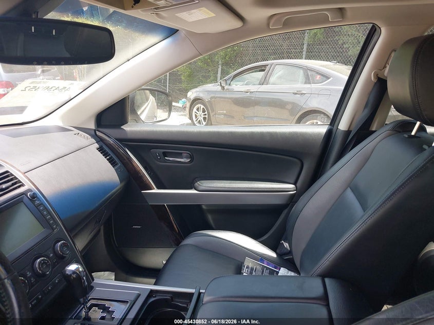 2011 Mazda Cx-9 VIN JM3TB3DV1B0328178 IAAI salvage auction — NORMAL WEAR, Clear (Pennsylvania), sold $275 on 2026-07-10 (photo 5)
