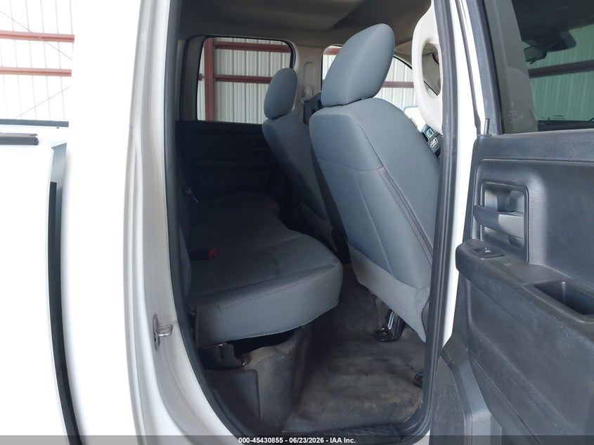 2019 Ram 1500 VIN 1C6RR7FG4KS679098 IAAI salvage auction — NORMAL WEAR, SF97 (California), sold $11,550 on 2026-07-30 (photo 8)
