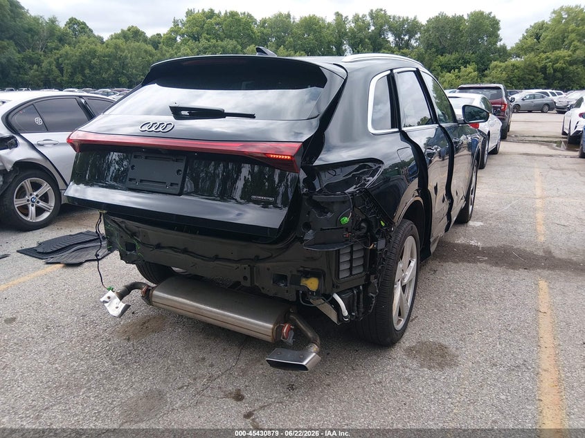 2025 Audi Q5 VIN WA12AAGU2S2031367 IAAI salvage auction — REAR END, Salvage (Kansas), sold $26,200 on 2026-07-24 (photo 4)