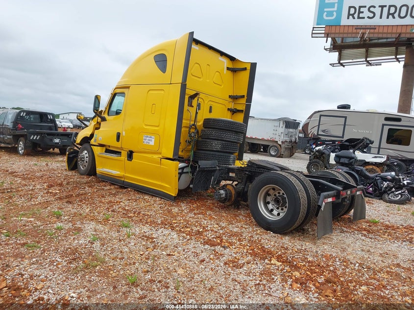 2022 Freightliner New cascadia 126 VIN 3AKJHHDR0NSMV8158 IAAI salvage auction — Unknown, Clear (Florida), sold $30,000 on 2026-07-22 (photo 3)