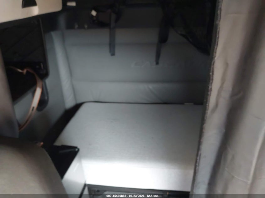 2022 Freightliner New cascadia 126 VIN 3AKJHHDR0NSMV8158 IAAI salvage auction — Unknown, Clear (Florida), sold $30,000 on 2026-07-22 (photo 6)