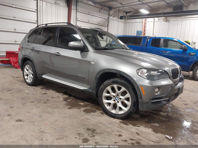 2009 BMW X5 VIN 5UXFE43529L275308 IAAI salvage auction — HAIL, Salvage (Iowa), sold $825 on 2026-07-10 (photo 1)