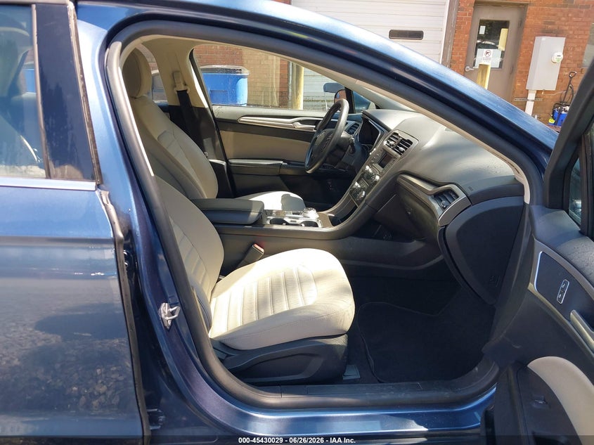2018 Ford Fusion VIN 3FA6P0UU7JR273687 IAAI salvage auction — NORMAL WEAR, Sf97 (New York), sold $10,100 on 2026-07-23 (photo 5)