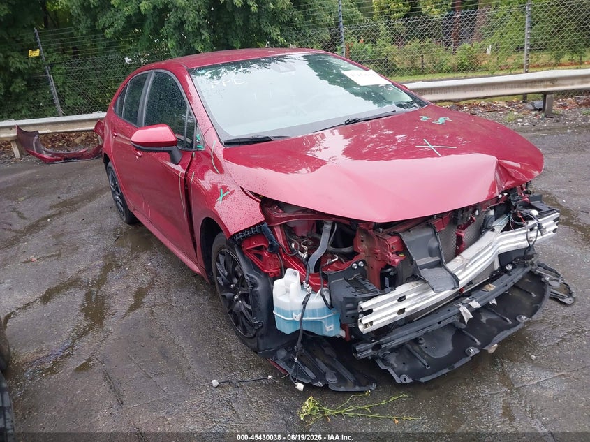 2022 Toyota Corolla VIN 5YFEPMAE4NP310104 IAAI salvage auction — FRONT END, Salvage (North Carolina), sold $4,450 on 2026-07-30 (photo 1)