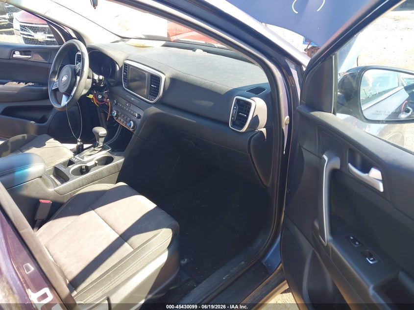 2020 Kia Sportage VIN KNDPMCACXL7706482 IAAI salvage auction — THEFT, Mv-907A (New York), sold $4,600 on 2026-07-08 (photo 5)
