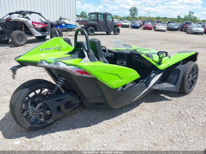 2025 Polaris Slingshot VIN 57XAAPHD6S8167699 IAAI salvage auction — LEFT FRONT, Salvage Title, sold $10,100 on 2026-08-18 (photo 3)