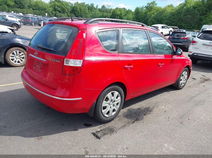 2010 Hyundai Elantra VIN KMHDC8AE3AU058062 IAAI salvage auction — RIGHT FRONT, Salvage (Connecticut), sold $450 on 2026-07-09 (photo 4)