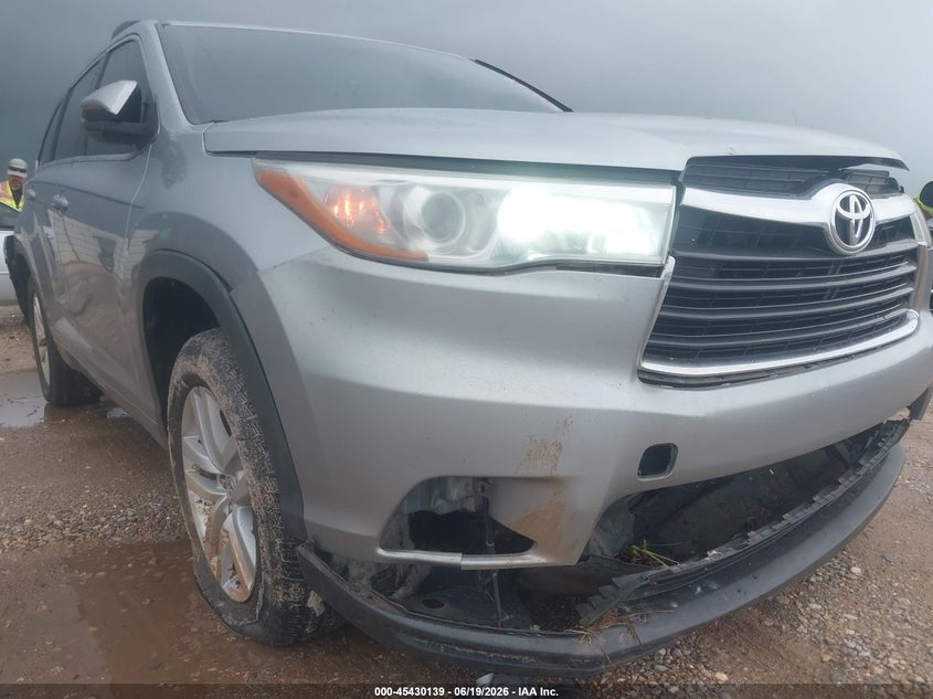 2015 Toyota Highlander VIN 5TDZKRFH8FS116507 IAAI salvage auction — FRONT END, Salvage (Alabama), sold $6,125 on 2026-07-14 (photo 6)