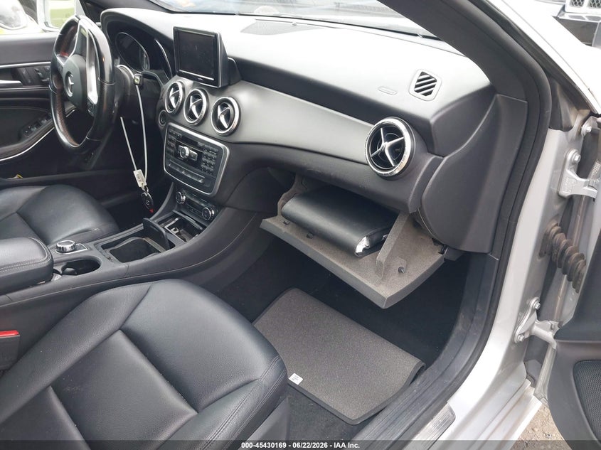 2014 Mercedes-benz VIN WDDSJ4EB3EN040824 IAAI salvage auction — FRONT END, Mv-907A (New York), sold $1,625 on 2026-07-28 (photo 5)