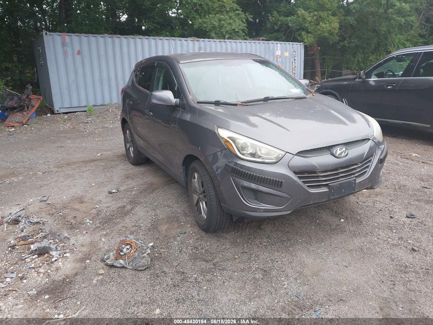 2015 Hyundai Tucson VIN KM8JT3AF8FU982308 IAAI salvage auction — NORMAL WEAR, Clear (New York), sold $725 on 2026-07-21 (photo 1)