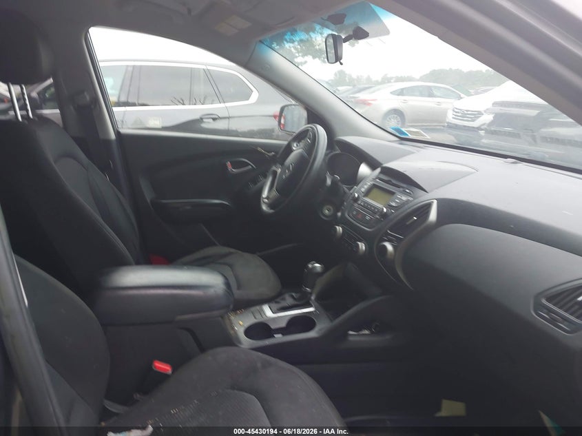 2015 Hyundai Tucson VIN KM8JT3AF8FU982308 IAAI salvage auction — NORMAL WEAR, Clear (New York), sold $725 on 2026-07-21 (photo 5)