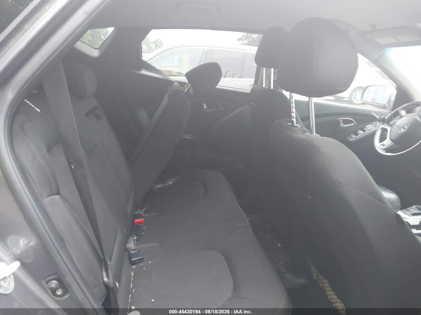 2015 Hyundai Tucson VIN KM8JT3AF8FU982308 IAAI salvage auction — NORMAL WEAR, Clear (New York), sold $725 on 2026-07-21 (photo 8)
