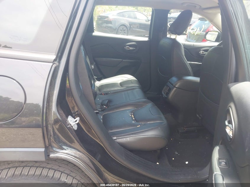 2015 Jeep Cherokee VIN 1C4PJLAB5FW531441 IAAI salvage auction — FRONT END, Salvage Title, sold $450 on 2026-08-03 (photo 8)