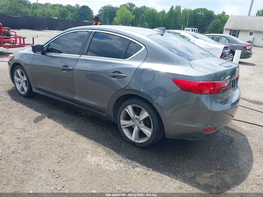 2013 Acura Ilx VIN 19VDE1F50DE002204 IAAI salvage auction — FRONT & REAR, Salvage - Greater Than 75% (Maryland), sold $1,000 on 2026-07-09 (photo 3)