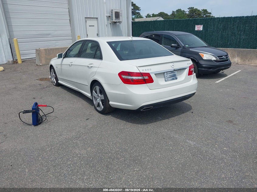 2012 Mercedes-benz E-class VIN WDDHF8JB2CA619686 IAAI salvage auction — NORMAL WEAR, Clear (New Jersey), sold $1,975 on 2026-07-28 (photo 3)