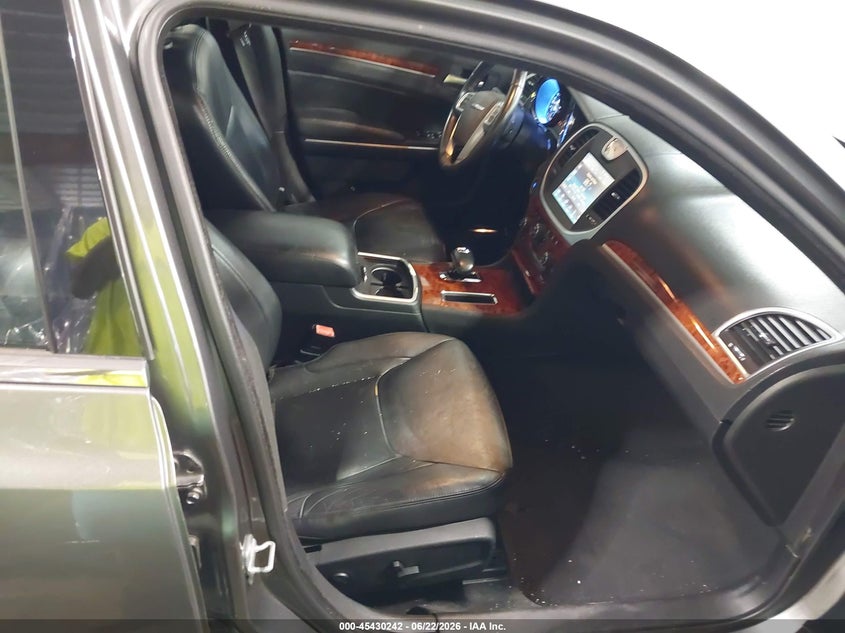 2012 Chrysler 300 VIN 2C3CCACG1CH249463 IAAI salvage auction — FRONT END, Wait Title, sold $1,250 on 2026-08-30 (photo 5)