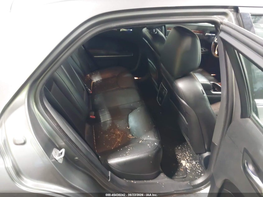 2012 Chrysler 300 VIN 2C3CCACG1CH249463 IAAI salvage auction — FRONT END, Wait Title, sold $1,250 on 2026-08-30 (photo 8)