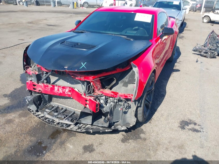 2019 Chevrolet Camaro VIN 1G1FE1R73K0138886 IAAI salvage auction — FRONT END, Salvage (California), sold $8,400 on 2026-07-10 (photo 2)