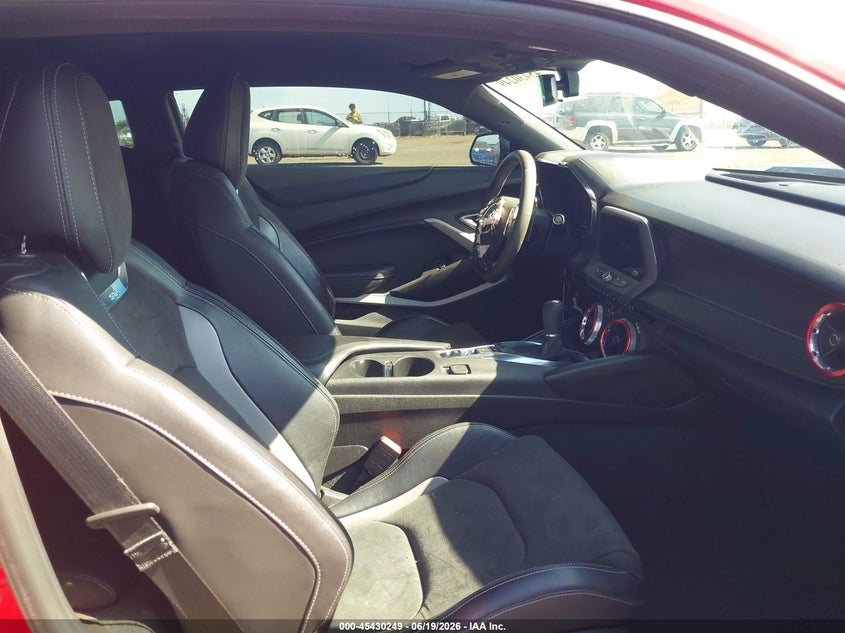2019 Chevrolet Camaro VIN 1G1FE1R73K0138886 IAAI salvage auction — FRONT END, Salvage (California), sold $8,400 on 2026-07-10 (photo 5)