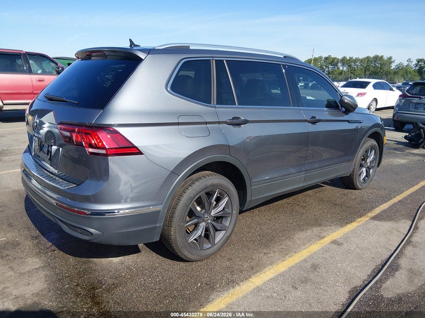 2023 Volkswagen Tiguan VIN 3VVNB7AX6PM128420 IAAI salvage auction — LEFT FRONT, Salvage (South Carolina), sold $8,500 on 2026-09-02 (photo 4)