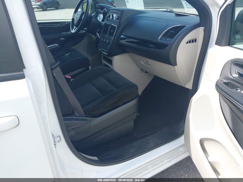 2016 Dodge Grand caravan VIN 2C4RDGBG9GR352167 IAAI salvage auction — NORMAL WEAR, Sf97 (Maryland), sold $11,600 on 2026-08-18 (photo 5)