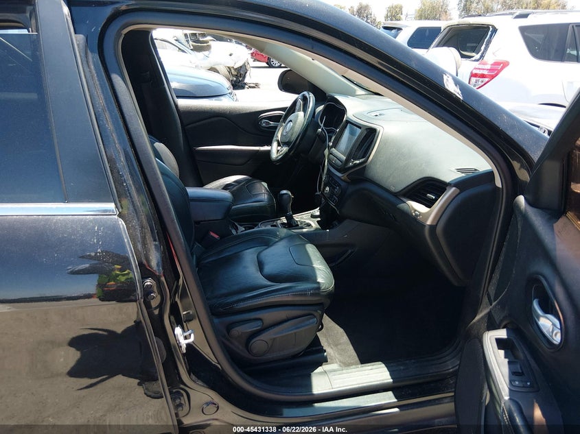 2016 Jeep Cherokee VIN 1C4PJMDB0GW337564 IAAI salvage auction — FRONT END, Salvage (California), sold $1,850 on 2026-07-09 (photo 5)