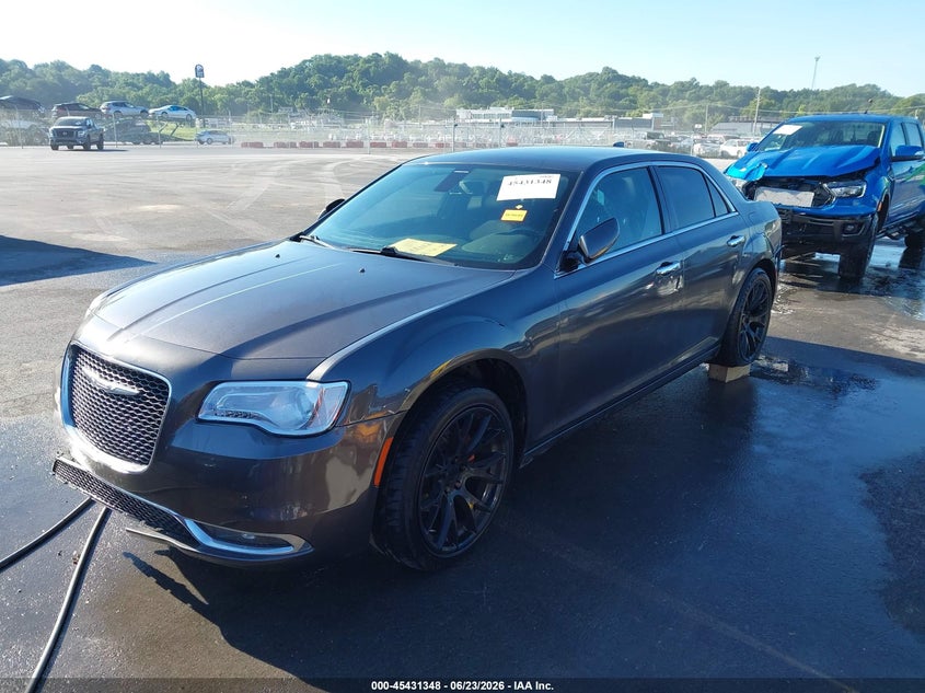 2020 Chrysler 300 VIN 2C3CCAAG5LH115753 IAAI salvage auction — RIGHT FRONT, Salvage Title, sold $1,600 on 2026-08-25 (photo 2)