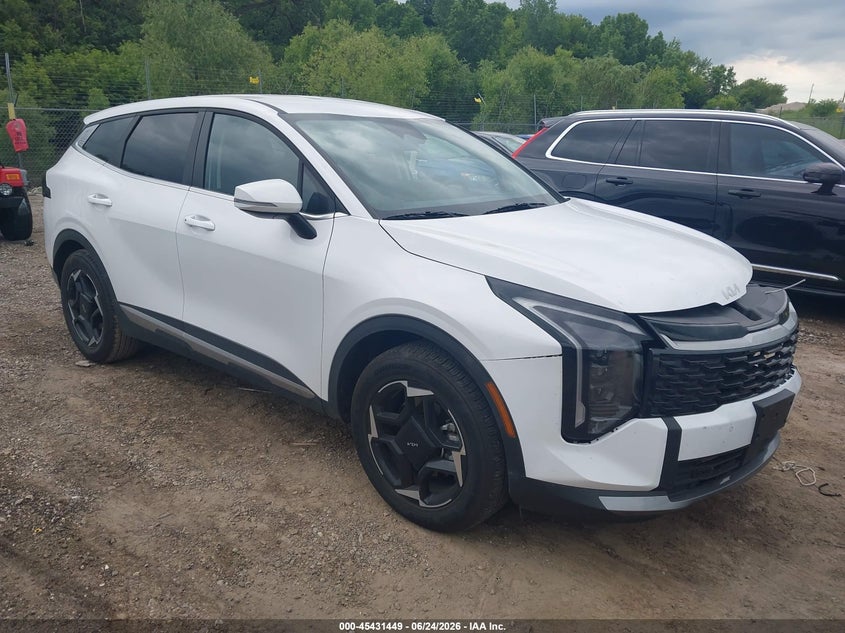 2026 Kia Sportage VIN 5XYK33DF4TG334370 IAAI salvage auction — FRONT END, Salvage (Illinois), sold $10,500 on 2026-08-21 (photo 1)