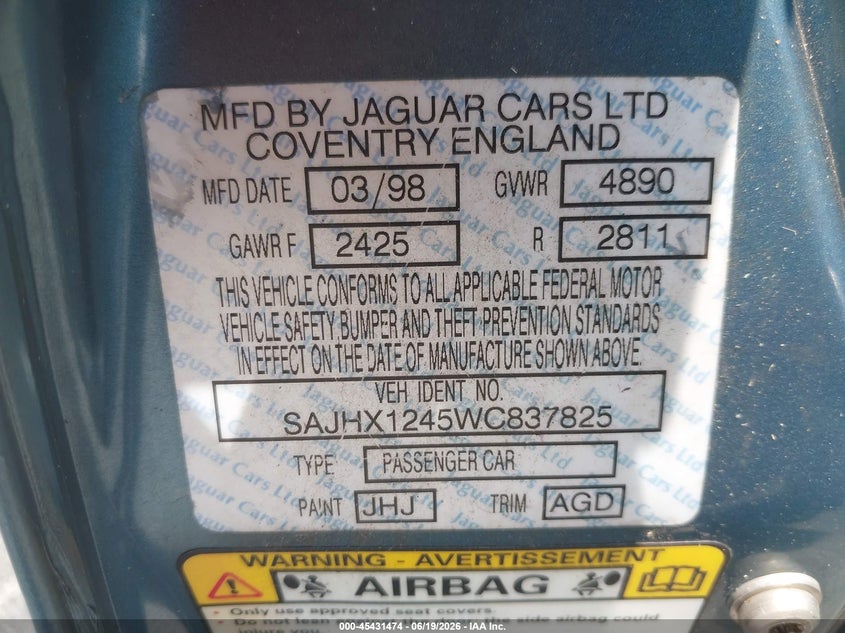 1998 Jaguar Xj series VIN SAJHX1245WC837825 IAAI salvage auction — NORMAL WEAR, Clear (Florida), sold $400 on 2026-07-16 (photo 9)