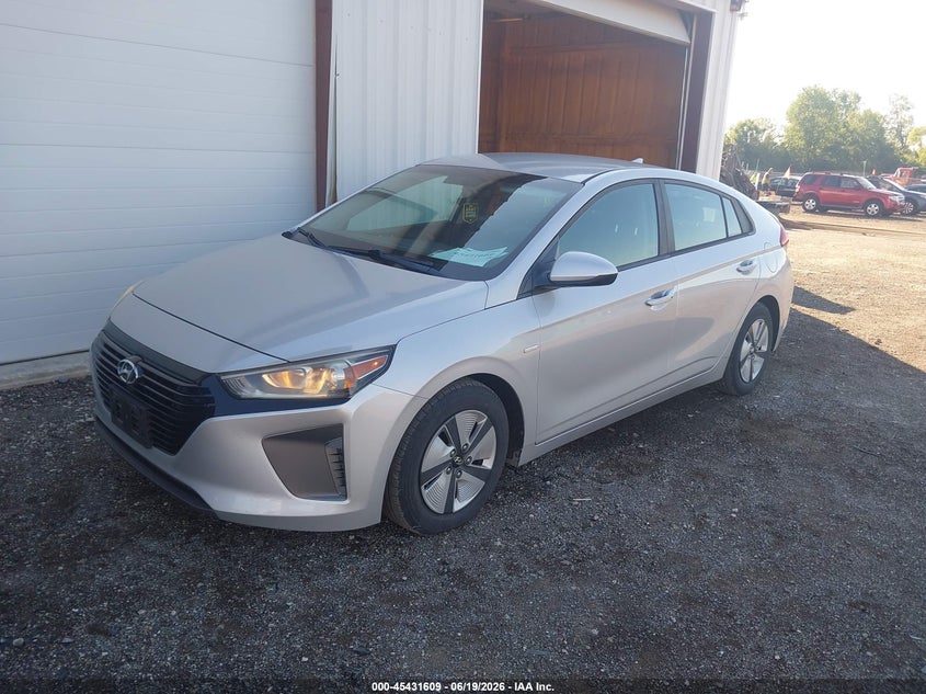 2019 Hyundai Ioniq hybrid VIN KMHC65LC6KU106877 IAAI salvage auction — NORMAL WEAR, Sf97 (Ohio), sold $8,375 on 2026-08-12 (photo 2)
