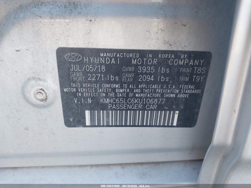 2019 Hyundai Ioniq hybrid VIN KMHC65LC6KU106877 IAAI salvage auction — NORMAL WEAR, Sf97 (Ohio), sold $8,375 on 2026-08-12 (photo 9)