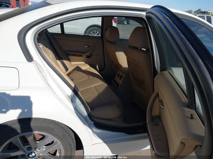 2006 BMW 3 series VIN WBAVB13566PT00975 IAAI salvage auction — NORMAL WEAR, Clear - Dealer Only (California), sold $325 on 2026-07-21 (photo 8)