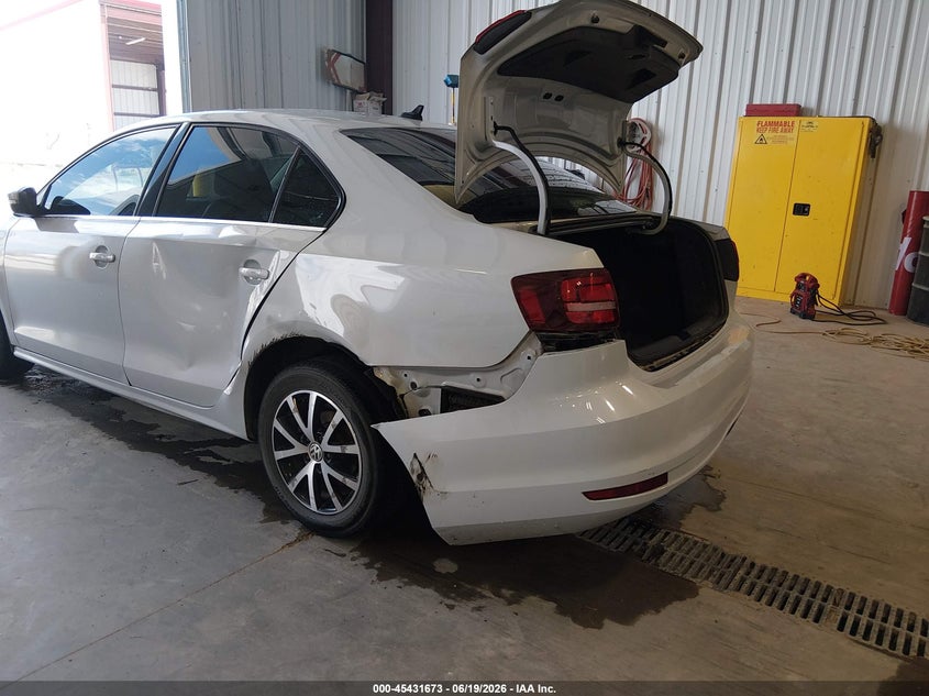 2017 Volkswagen Jetta VIN 3VWDB7AJ6HM346975 IAAI salvage auction — REAR END, Salvage (Utah), sold $1,800 on 2026-07-09 (photo 6)