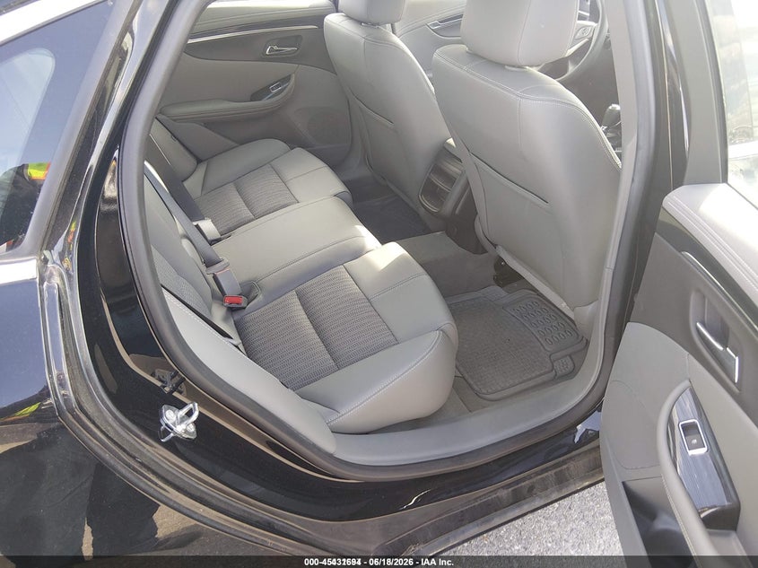 2019 Chevrolet Impala VIN 2G11X5S3XK9145925 IAAI salvage auction — NORMAL WEAR, Sf97 (Maryland), sold $7,100 on 2026-08-18 (photo 8)