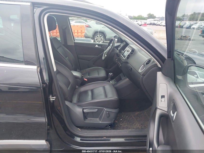 2013 Volkswagen Tiguan VIN WVGBV3AX0DW610969 IAAI salvage auction — NORMAL WEAR, Clear-Dealer Only (Oregon), sold $900 on 2026-07-09 (photo 5)