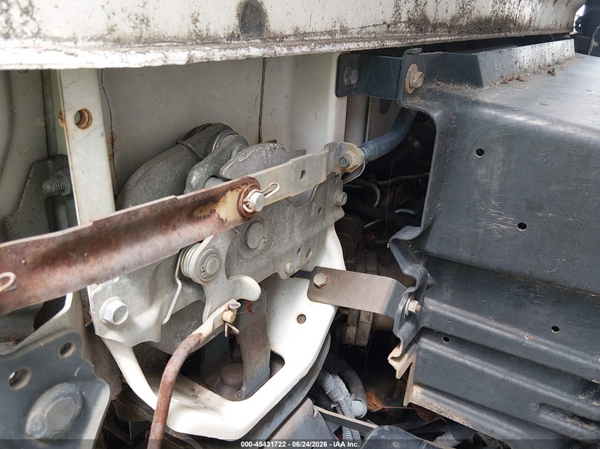 2014 Isuzu Dsl reg VIN JALE5W168E7901644 IAAI salvage auction — NORMAL WEAR, Clear-Dealer Only (North Carolina), sold $1,050 on 2026-07-20 (photo 9)