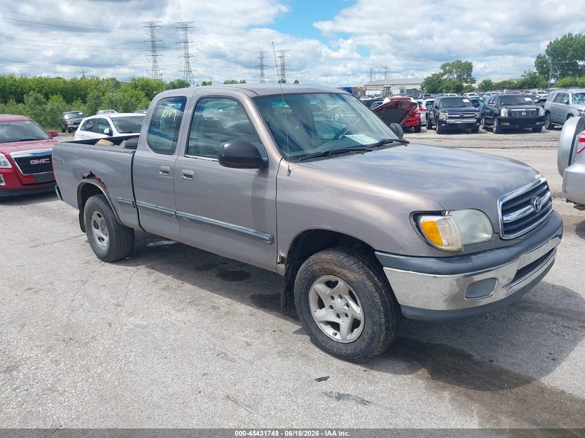 2001 Toyota Tundra VIN 5TBRN34141S216566 IAAI salvage auction — NORMAL WEAR, Clear (Illinois), sold $750 on 2026-07-20 (photo 1)