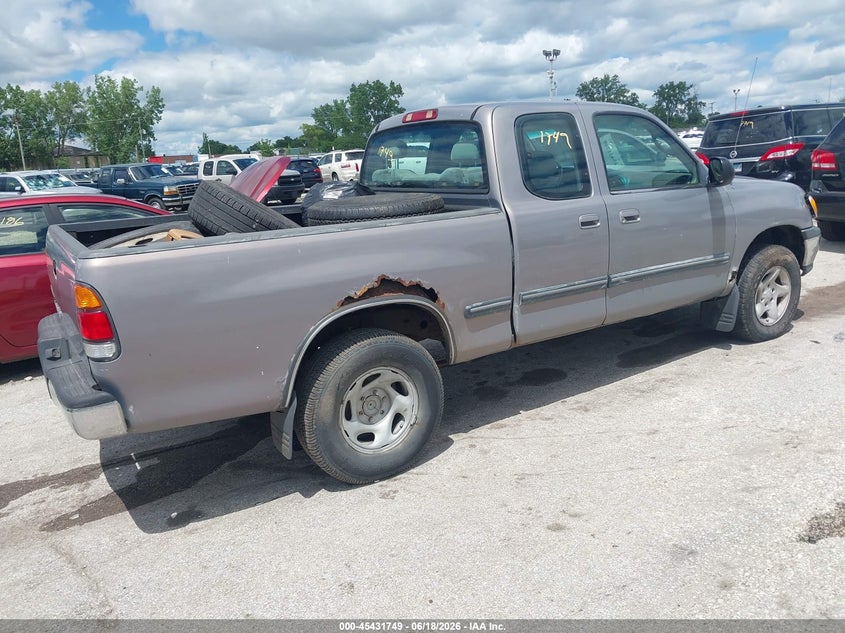 2001 Toyota Tundra VIN 5TBRN34141S216566 IAAI salvage auction — NORMAL WEAR, Clear (Illinois), sold $750 on 2026-07-20 (photo 4)