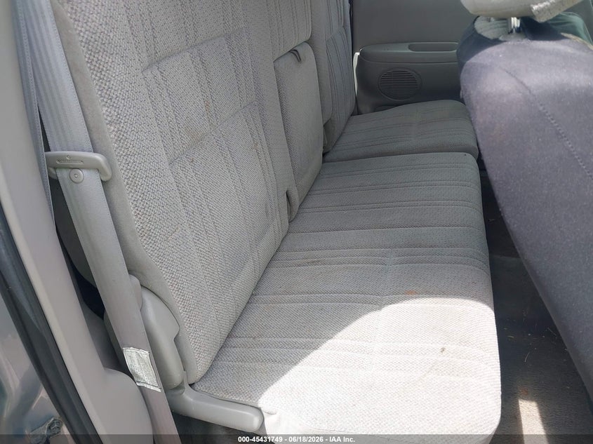 2001 Toyota Tundra VIN 5TBRN34141S216566 IAAI salvage auction — NORMAL WEAR, Clear (Illinois), sold $750 on 2026-07-20 (photo 8)