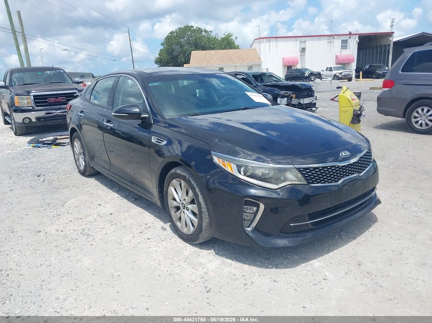 2018 Kia Optima VIN 5XXGT4L35JG188081 IAAI salvage auction — REAR END, Rebuildable (Florida), sold $1,700 on 2026-07-21 (photo 1)